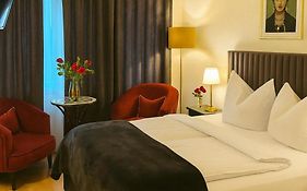 Soho Private Zimmer & Rooms Im Herzen Der Altstadt